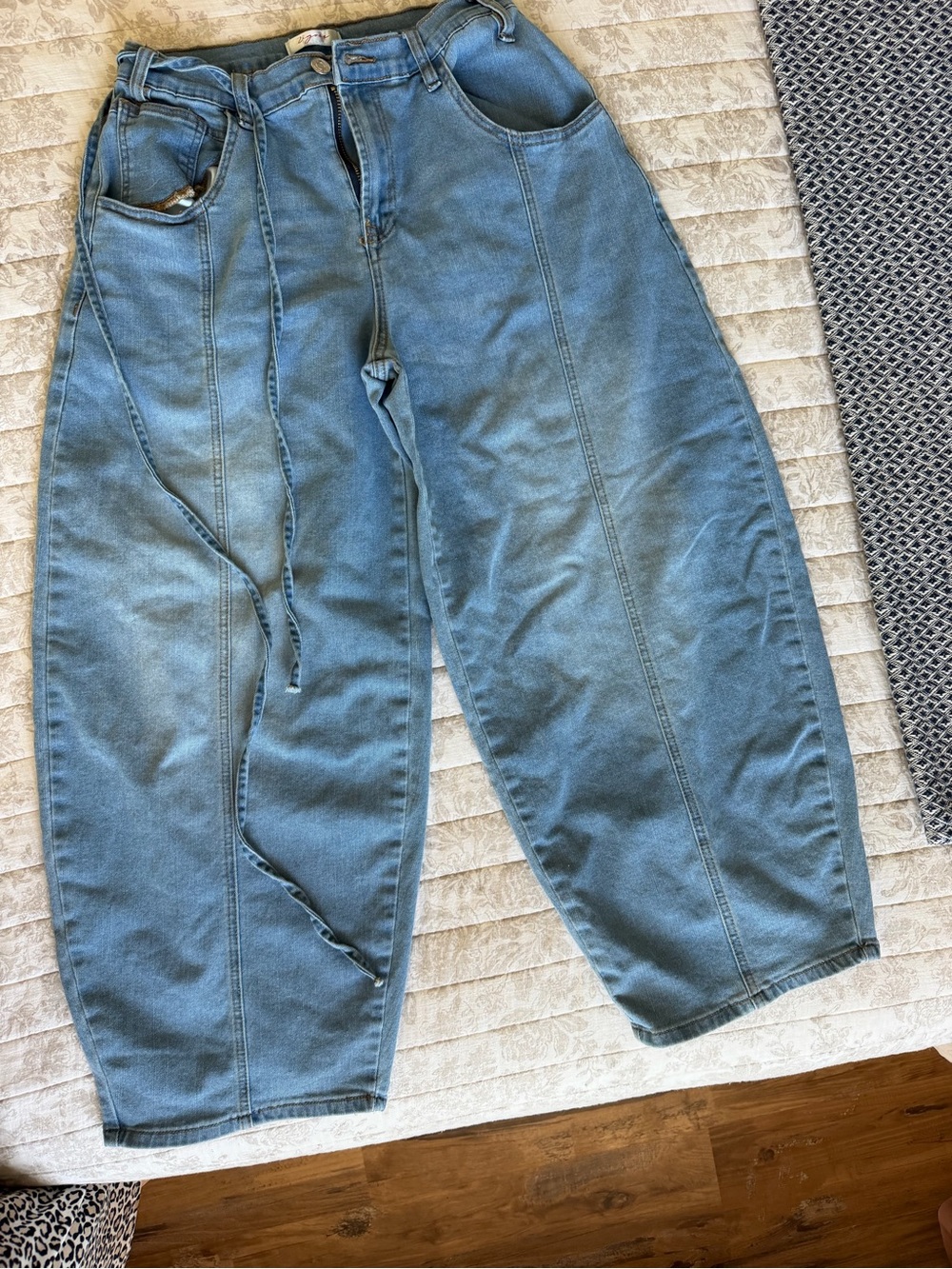 Barrel Pants !! Relaxed Fit Blue women’s Jeans